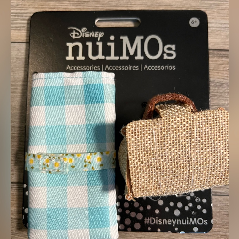 Disney‎ Nuimos Doll Accesories